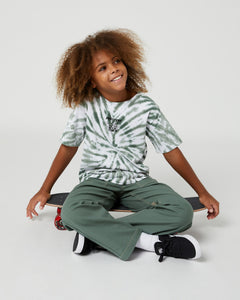 Expertly crafted by Alphabet Soup, the Kids Positive Vibes T-Shirt boasts a 100% cotton construction, colorful tie dye design, and playful prints on the chest and back. Finished with a ribbed crew neckline and straight hemline.