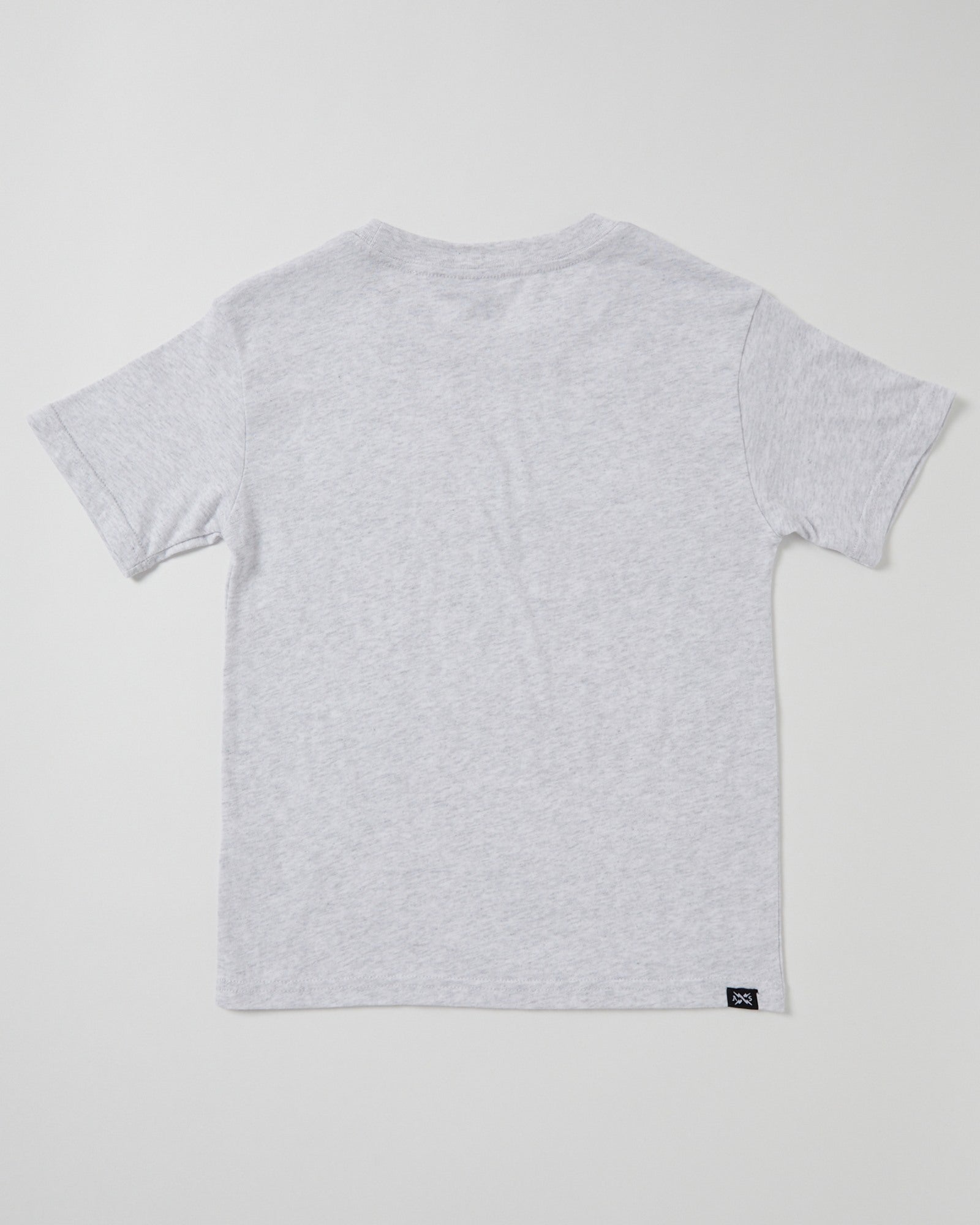 This Teen Boy Chill Short Sleeve Tee by Alphabet Soup is made of 100% grey marle cotton jersey and features a ribbed crew neckline, straight hemline, and short sleeves. The centred print on the chest adds a stylish touch.