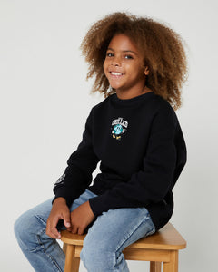 The Kids Black Stay Chilled Crew by Alphabet Soup is a comfortable jumper with a crew neck, long sleeves, and bold embroidered art designs on the front and arms. It also features ribbed cuffs and a hemline for a snug fit, and a woven brand patch for a skater-inspired look.