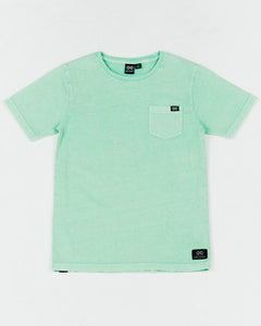 Alphabet Soup's een Go To Pocket Tee for boys aged 8-16. Featuring 100% cotton, pockets, rib neckline in a faded mint hue.