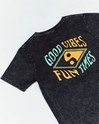 Teen Good Vibes Tee by Alphabet Soup! For boys aged 8-16. Featuring 100% black acid wash cotton jersey, “Good Vibes, Fun Times” retro surf prints on chest and back in yellow and green, reg. fit, straight hem, short sleeves and ribbed crew neck.