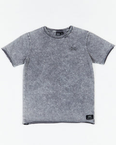 Alphabet Soup's Kids Staple Tee in pebble grey for boys aged 2-7. Featuring classic, 100% cotton jersey, has a regular fit, and raw edges on the hemline & sleeves. Plus, logo embroidery on the chest.